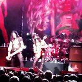 Concert solo 2012 1002_oakland slash8