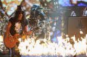 Slash solo 2014 1109_glasgow_mtv mtv28