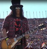 Slash solo 2015 1127_la_coliseum 10