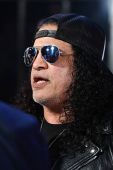 Slash solo 2026 1014_back_to_beginning_premiere 4