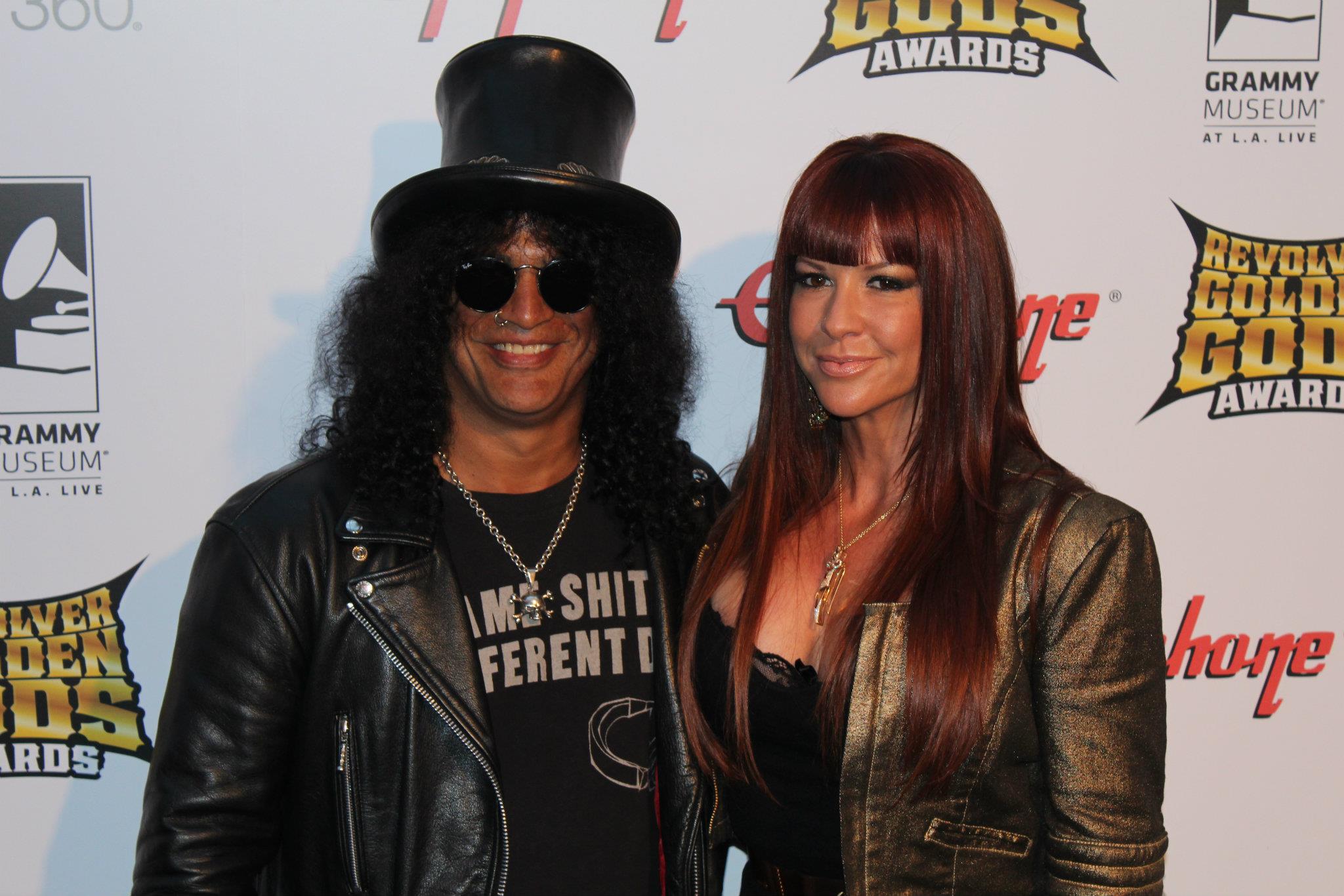 Slash France Perla écrit un livre