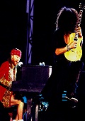 Tout sur les concerts de Slash avec Guns N' Roses