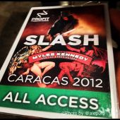 Concert solo 2012 1121_caracas slash4