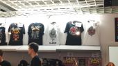 Concert solo 2019 20190209_prague merch2