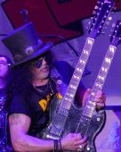 Concert solo 2022 0216_valley_center 14