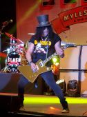 Concert solo 2022 0216_valley_center 2