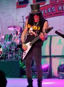 Concert solo 2022 0216_valley_center 3
