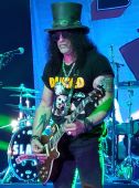 Concert solo 2022 0216_valley_center 6