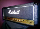 Gear amplis marshall_slash_signature_jcm_2555 slash_marshall_angle1 lrg