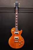 Gear guitares slash_signature 201004_gibson_lp_appetite_aged 101
