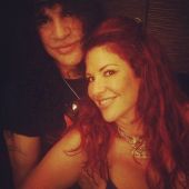 Slash france solo 2013 1011_private_gig_paris perla (2)