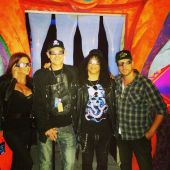 Slash solo 2014 0919_eyegore_awards slash10