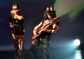 Slash solo 2014 0919_eyegore_awards slash11