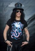 Slash solo 2014 0919_eyegore_awards slash9