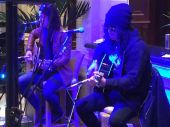 Slash solo 2014 1219_boston soundcheck