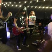 Slash solo 2015 0912_wonderland_school 9