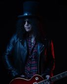 Slash solo 2016 0305_frehley_photoshoot guitar world1