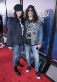 Slash solo 2018 0914_halloween_horror_nights 6