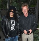 Slash solo 2020 0308_la_zoo 3