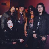 Slash solo 2023 0331_dorothy_troubadour 4