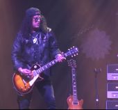 Slash solo 2023 1209_christmas_jam 2