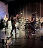 Slash solo 2024 0510_bear_mccreay_rehearsals 3